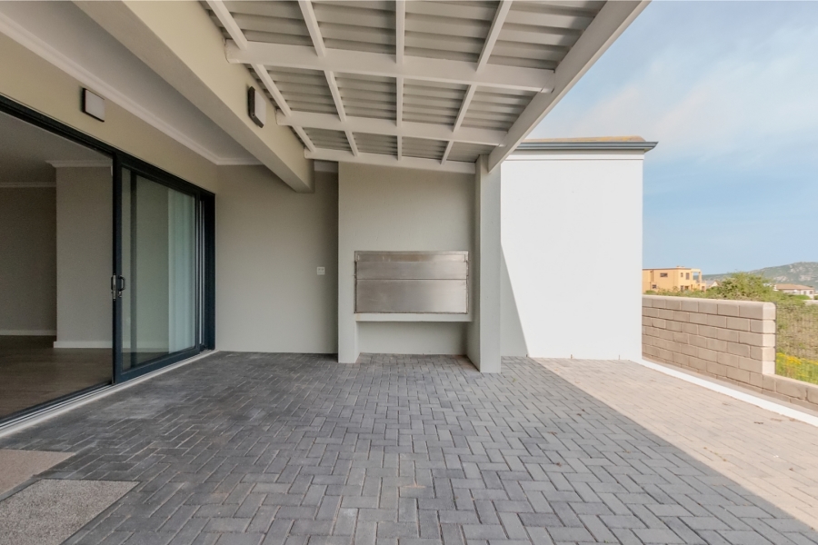 4 Bedroom Property for Sale in Myburgh Park Western Cape